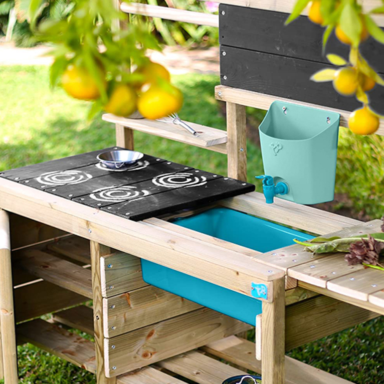 Mud kitchen, la cucina di fango per stimolare i sensi!