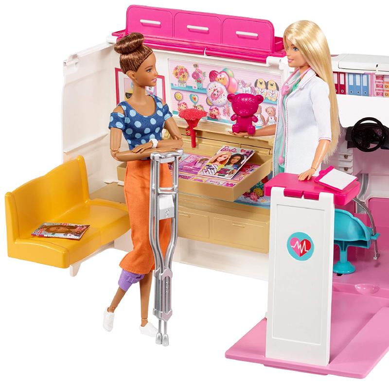ambulanza di barbie